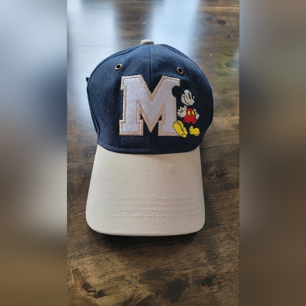 Vintage Walt Disney World Embroidered Mickey Navy Ball Cap Adjustable Adult